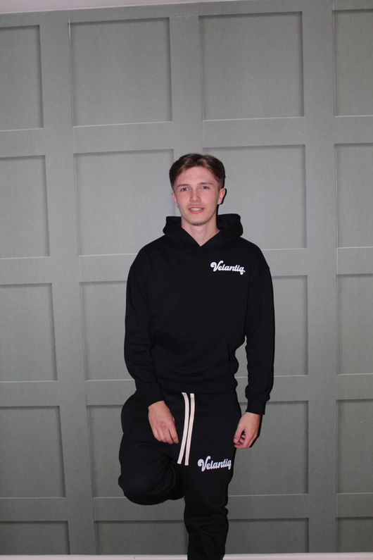 Essentials 24/7 Collection