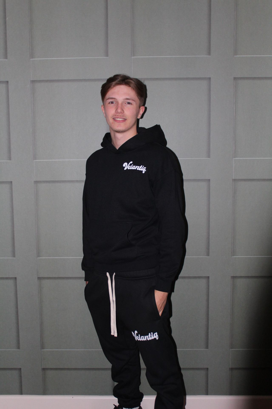 Essentials 24/7 Collection