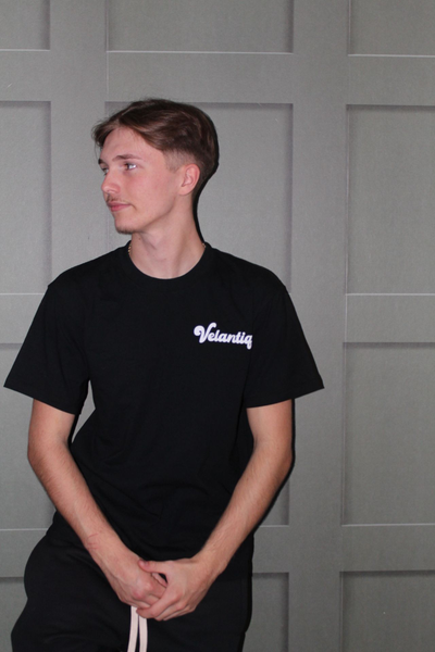 Essentials Tee